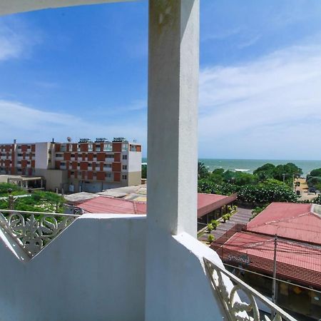 The Kings Bay Hotel Ettukala Экстерьер фото